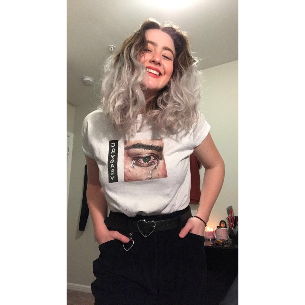 Hand painted medium unisex (crybaby) t-shirt